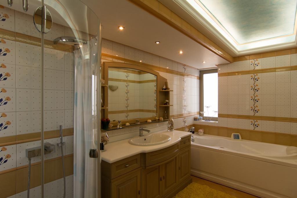 Villa Maira Luxurious With Private Swimming Pool Корфос Екстер'єр фото