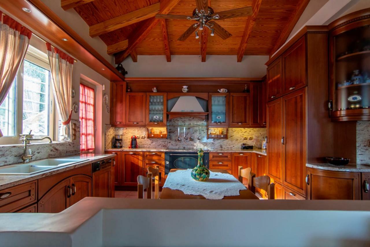 Villa Maira Luxurious With Private Swimming Pool Корфос Екстер'єр фото